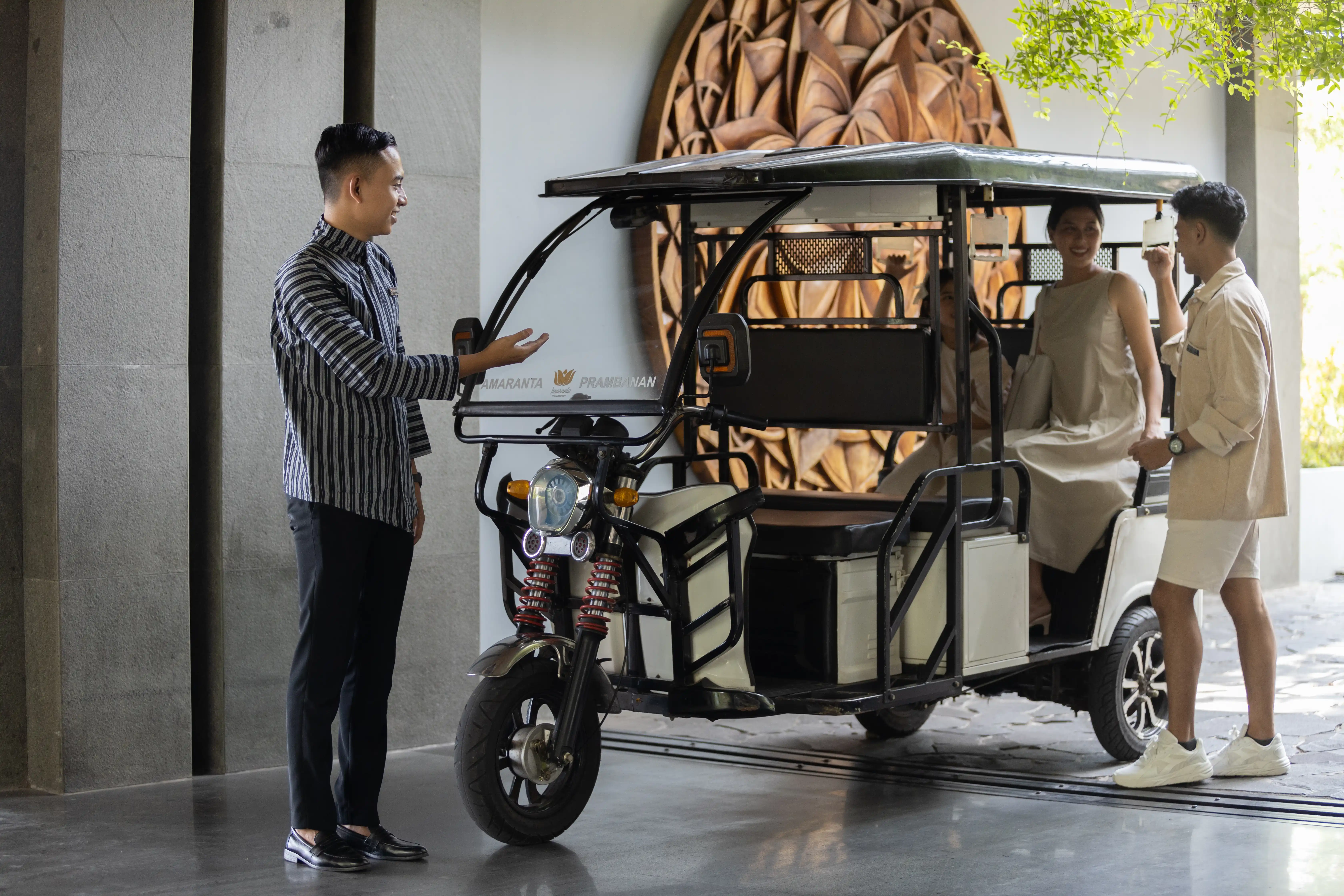 Buggy car service untuk tamu Amaranta Prambanan, hotel bintang 5 di Jogja