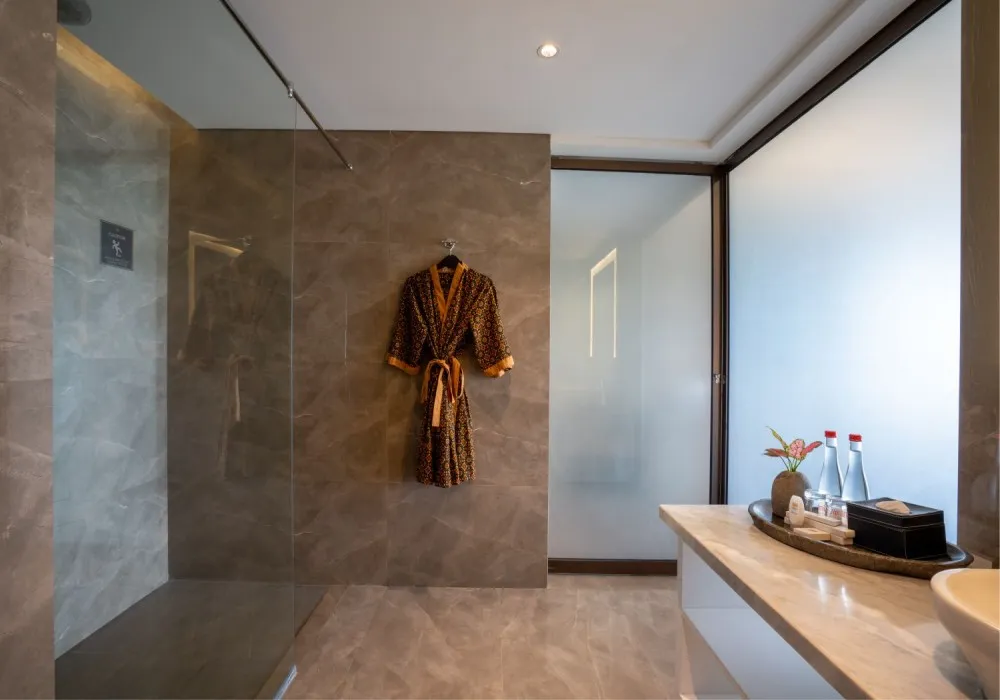 Direct garden pool access Premier King Amaranta Prambanan